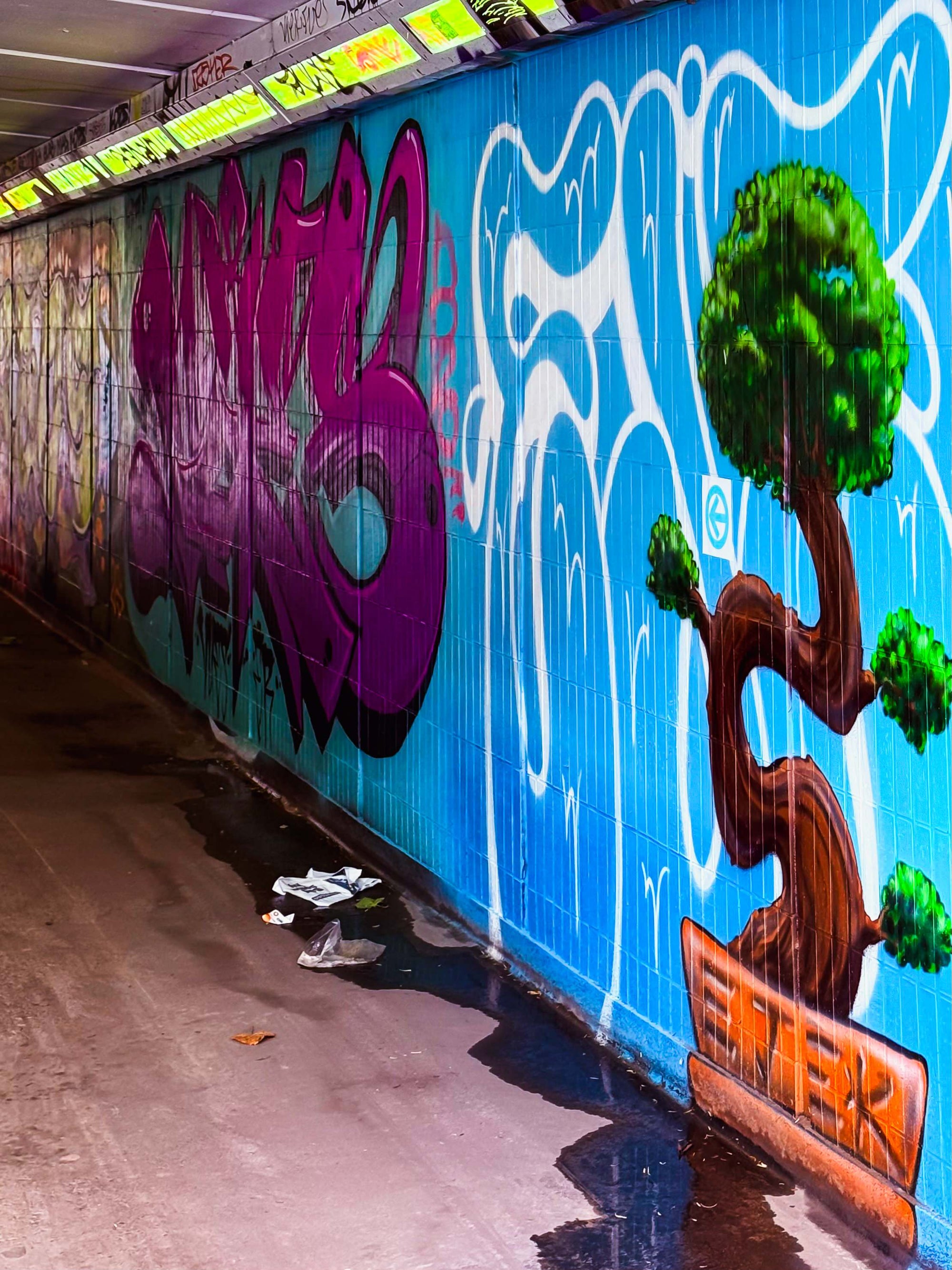 Cowcaddens Graffiti Tree