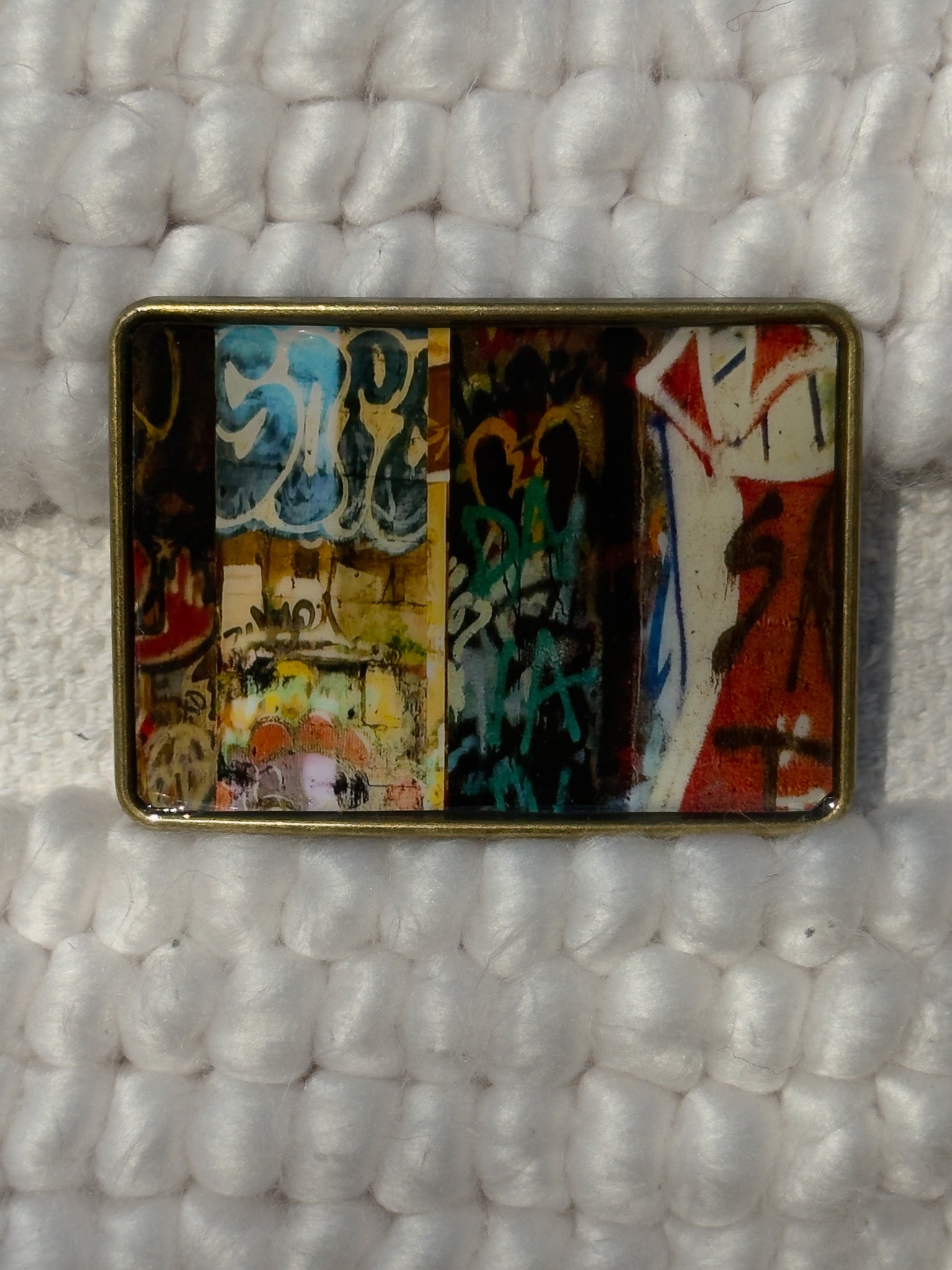 Graffiti Belt Buckle - Hidden Lion Left