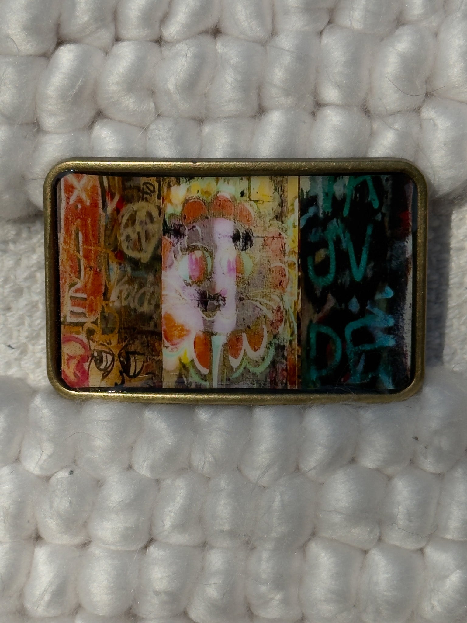 Graffiti Belt Buckle - Hidden Lion