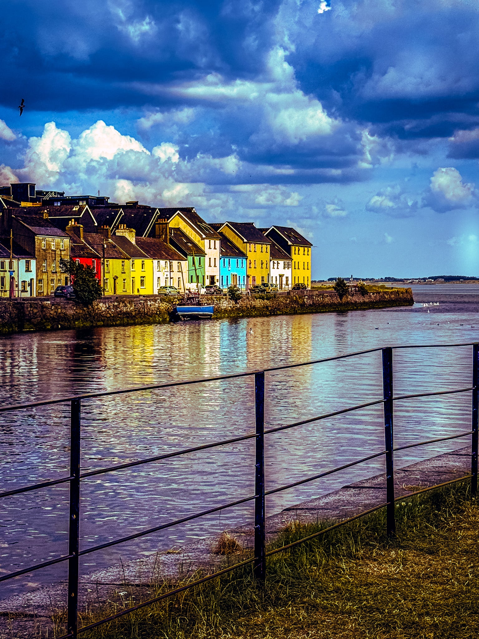 Pretty Little Row
